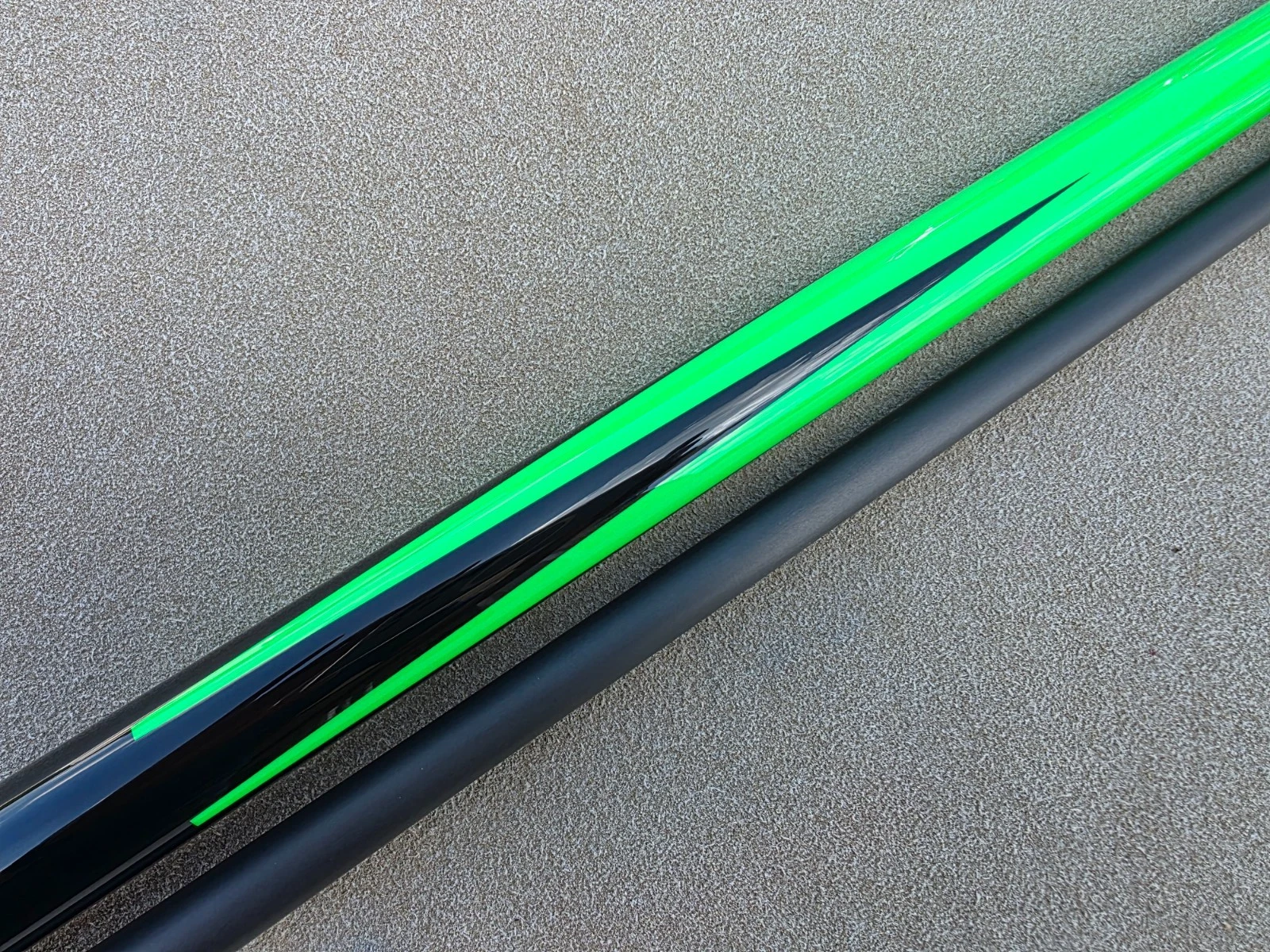 Scorpion SCO123 Neon Green Sneaky Pete Cue – Carbon Fiber Shaft - Image 13