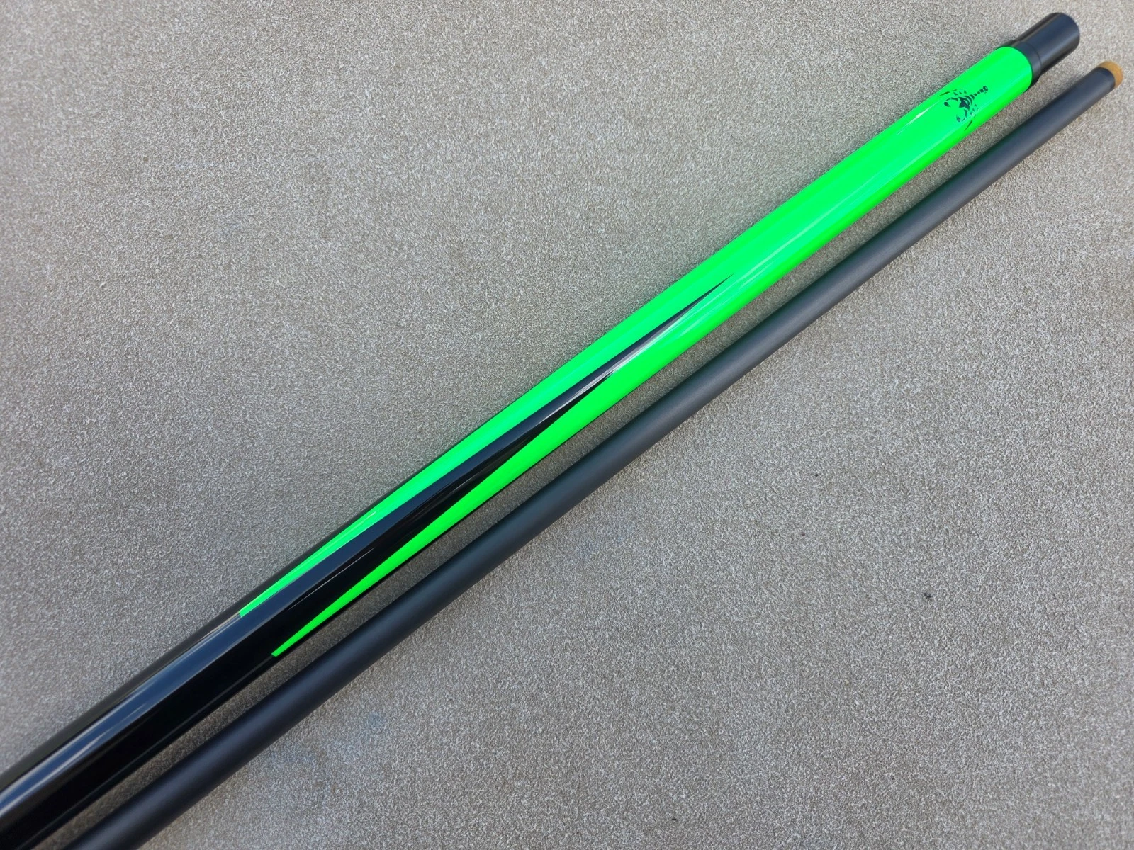Scorpion SCO123 Neon Green Sneaky Pete Cue – Carbon Fiber Shaft - Image 17