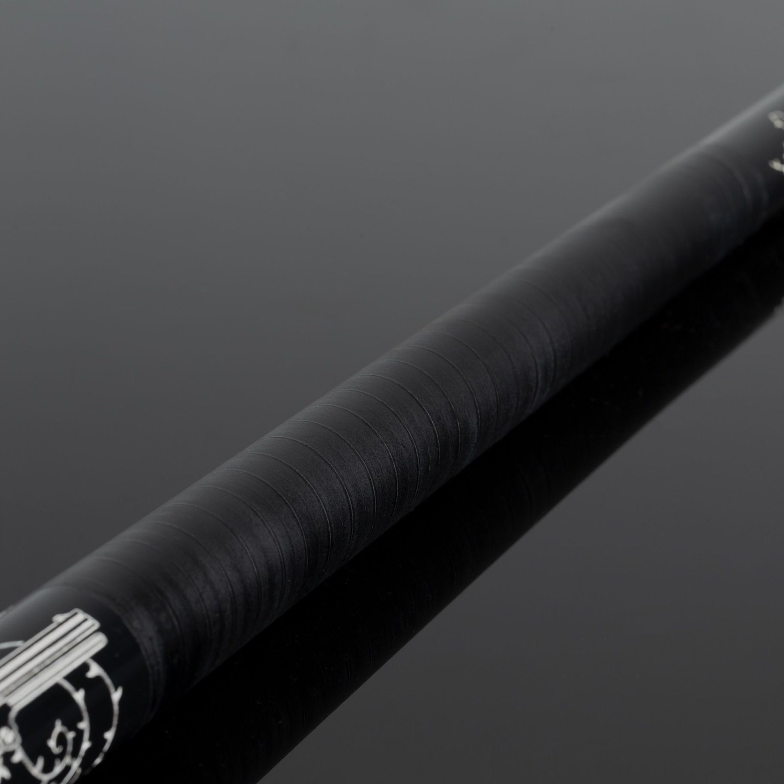 Outlaw OL60 Thunder Revolver Cue – 13mm Tip, Leather Wrap - Image 6