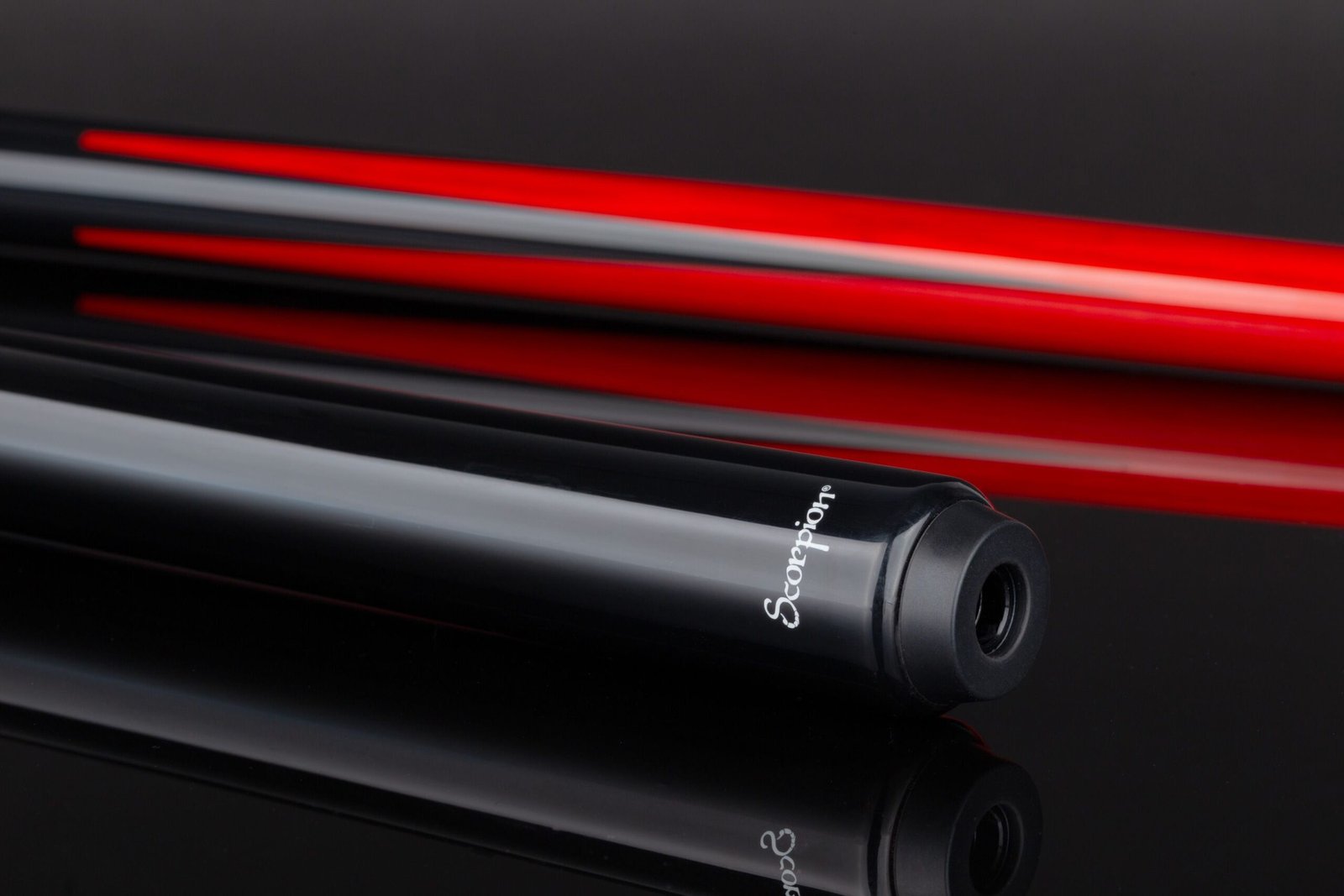 Scorpion SCO120 Sneaky Pete Carbon Fiber Cue Red Stain - Image 4