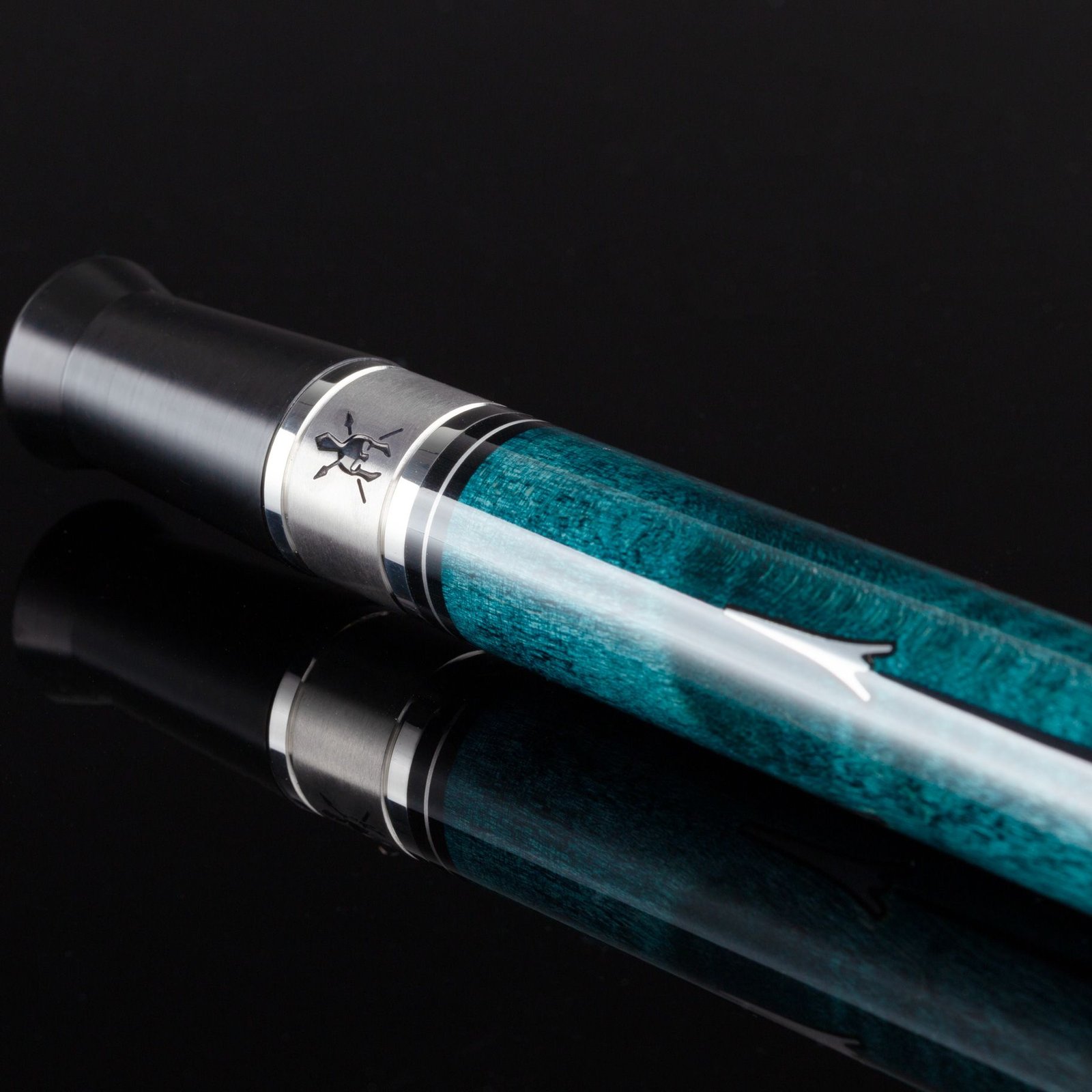 Spartan SPR08 Cue Silver & Red Tribal Design Black Leather Wrap - Image 7