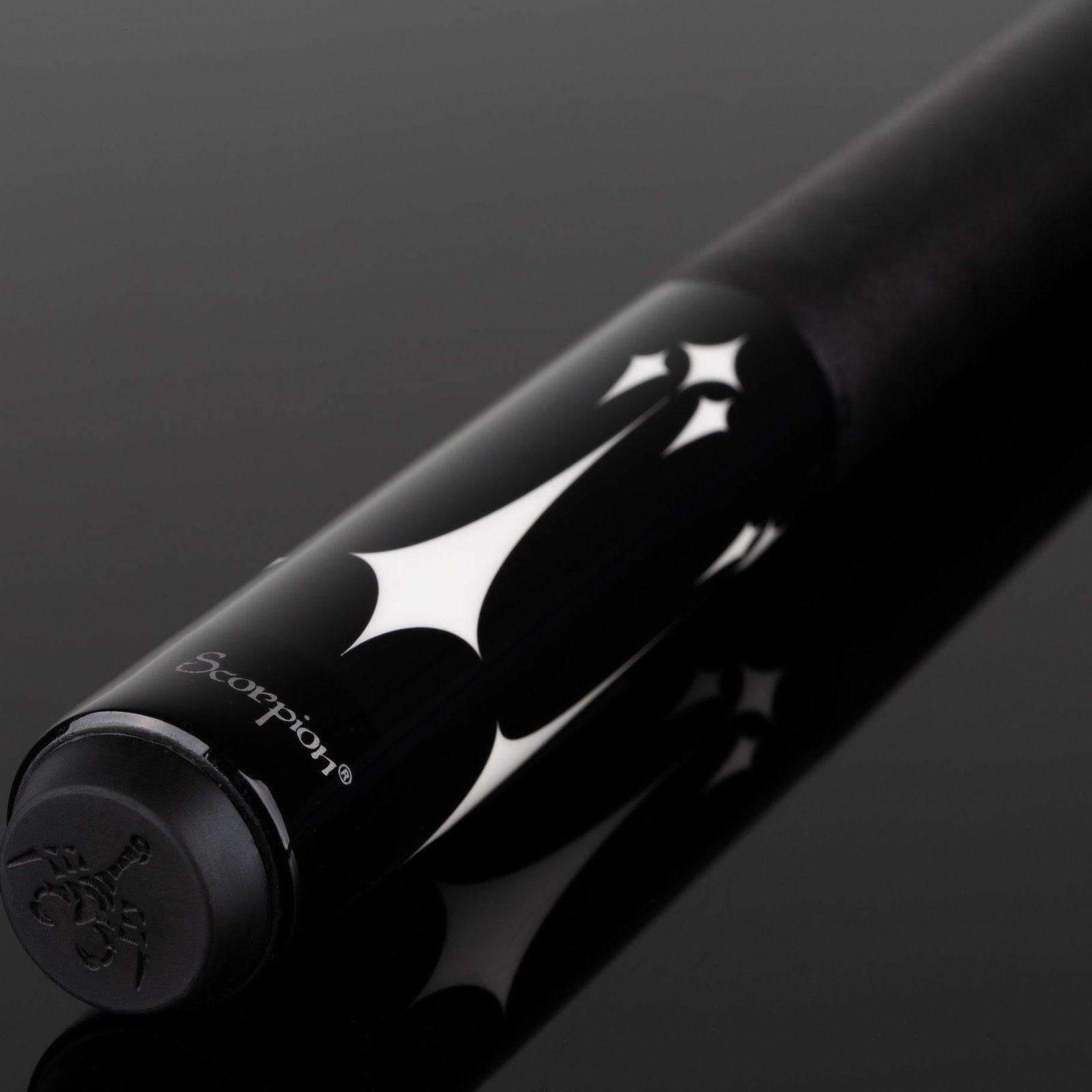 Scorpion SW11 Cue Black & White Diamond Pool Cue 12 mm Aculeus Tip - Image 7