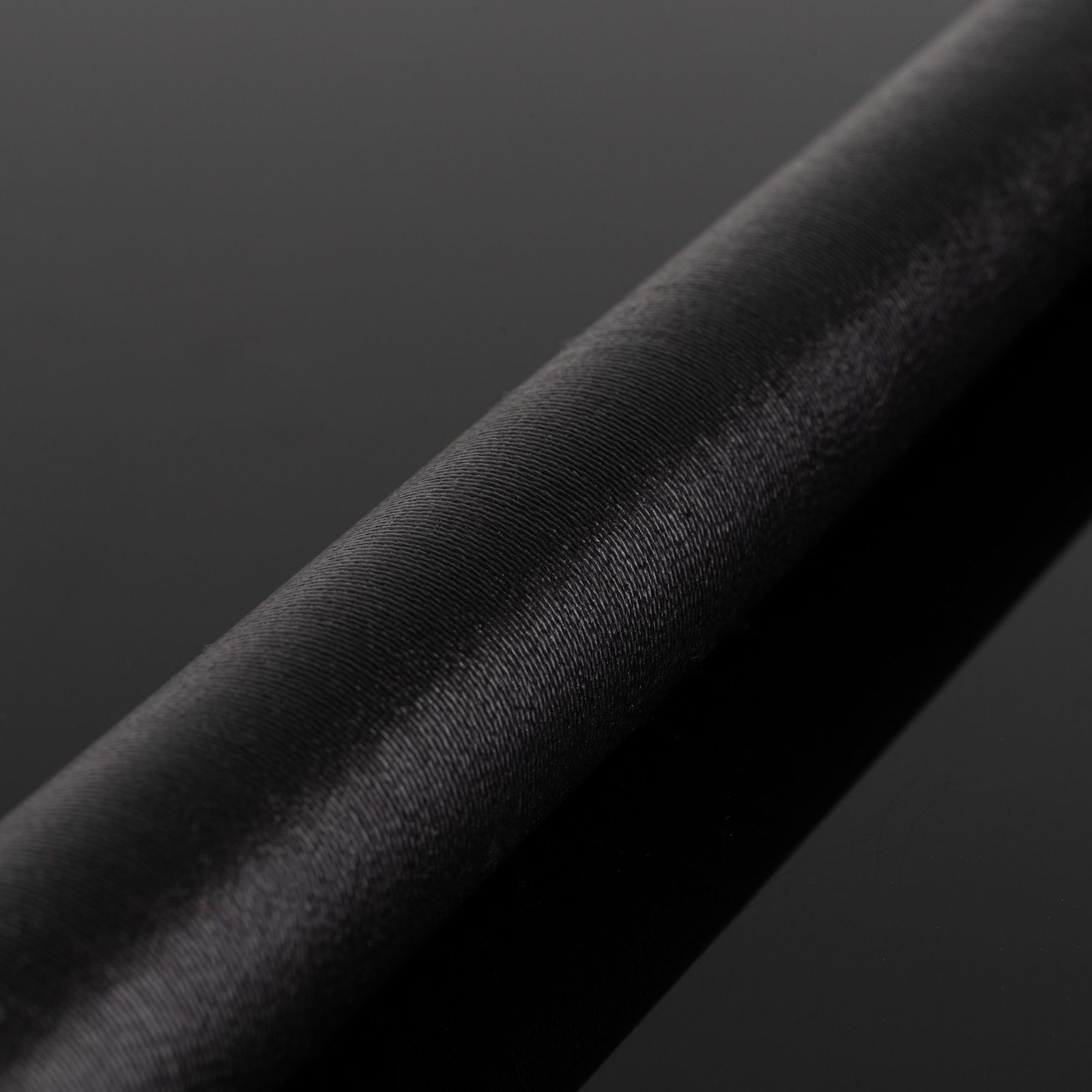 Scorpion SW11 Cue Black & White Diamond Pool Cue 12 mm Aculeus Tip - Image 6